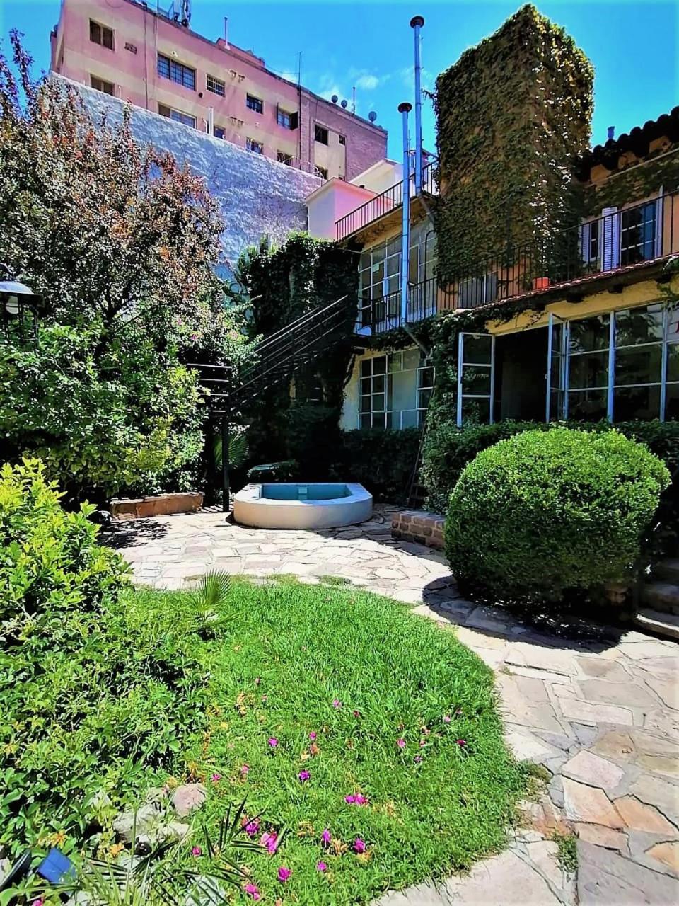 Alamo Hostel & Suites Mendoza Luaran gambar