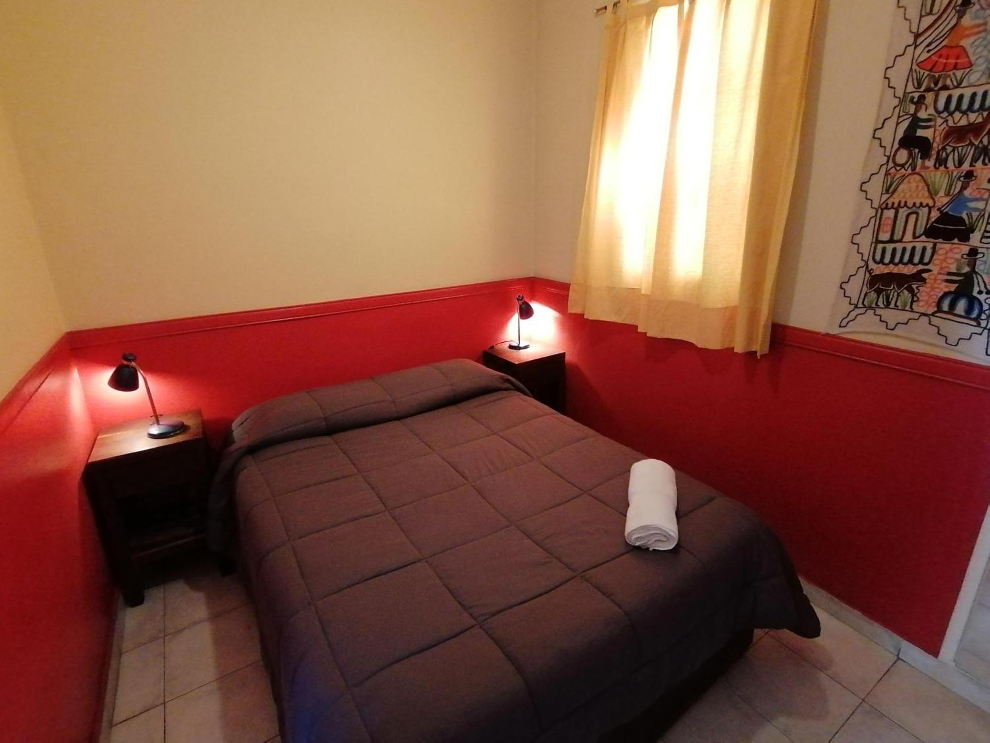 Alamo Hostel & Suites Mendoza Luaran gambar