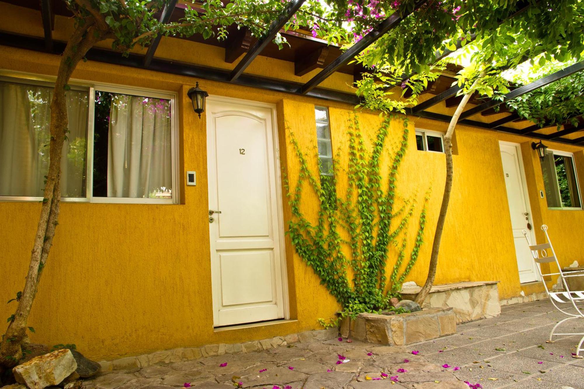 Alamo Hostel & Suites Mendoza Luaran gambar