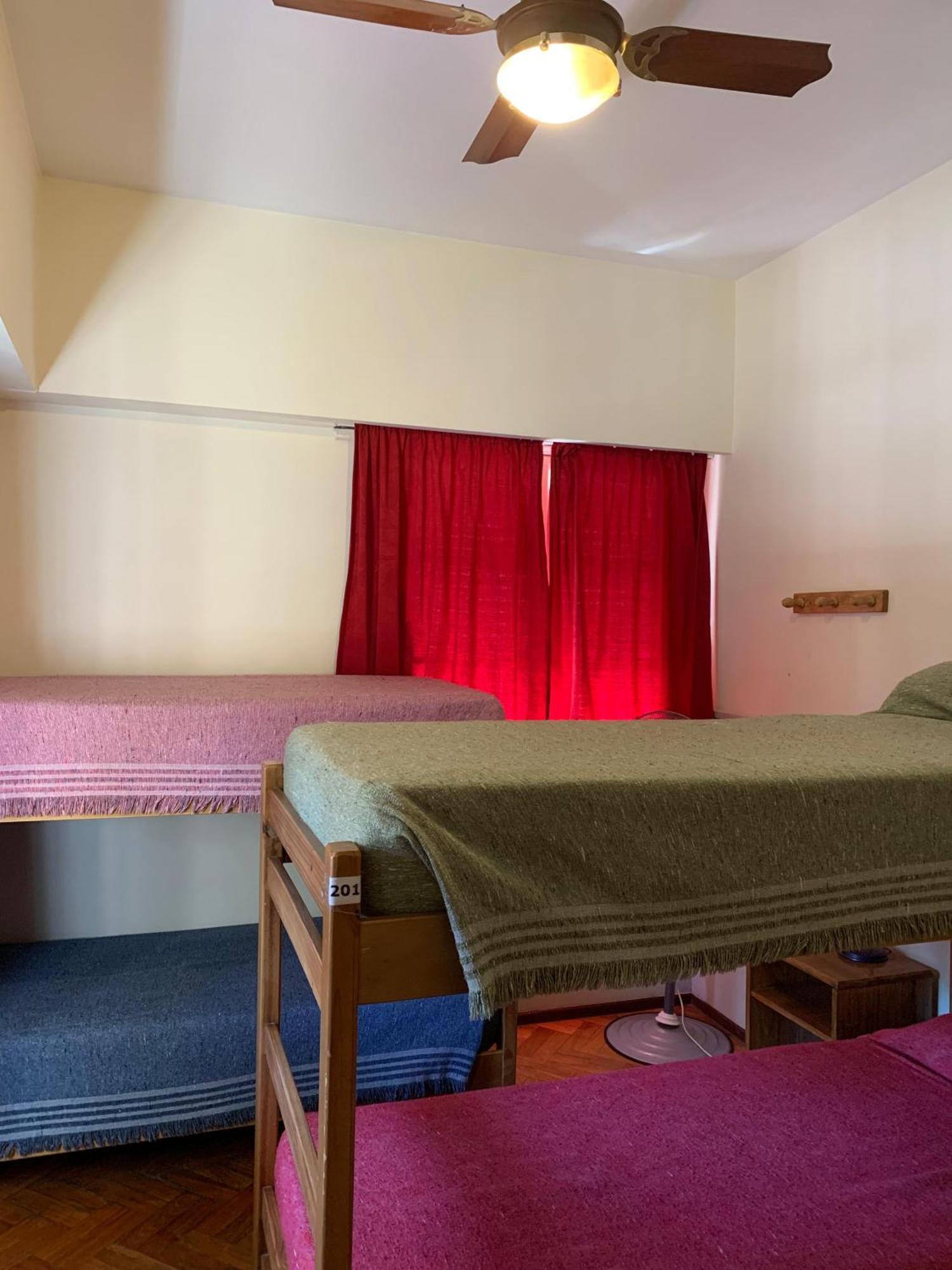 Alamo Hostel & Suites Mendoza Luaran gambar